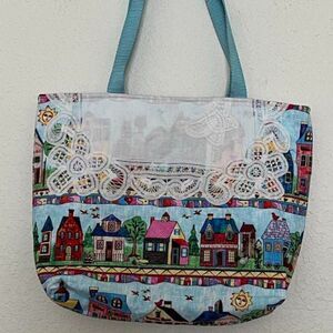 HANDMADE QUILTED BAG FOR GIRLS MADE OF COTTON FABRIC